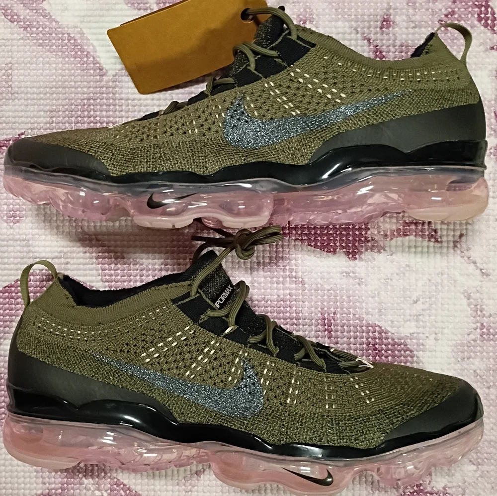 Nike Vapormax Flyknit Olive Black Men's Shoes - Picture 1 of 6